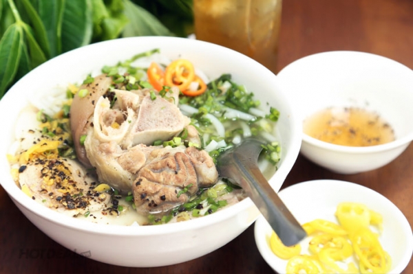 bánh canh giò heo