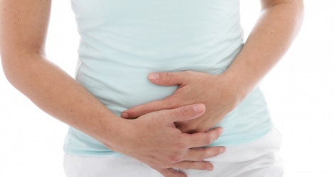  Bệnh nhân thường xuyên cảm thấy đau bụng 