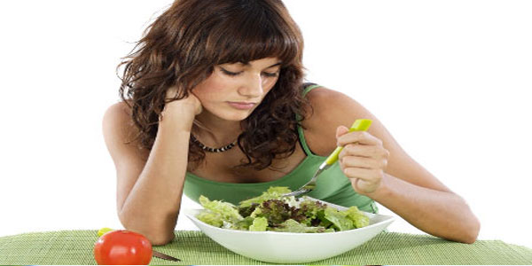 Người thất tình thường sẽ cảm thấy chán ăn và không có tâm trí ăn