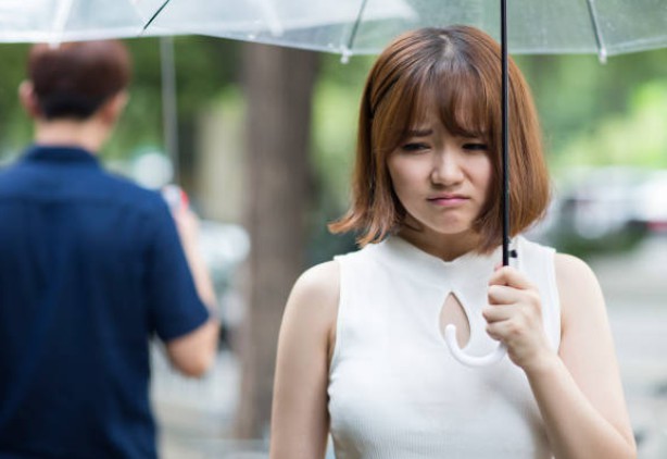 Phụ nữ yếu đuối thường tìm cách để quay lại với người mình yêu