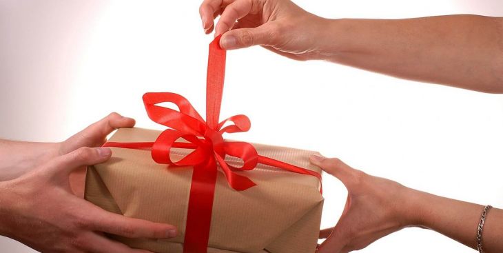 Quà tặng tết dương lịch: tặng gì vừa sang vừa ý nghĩa?