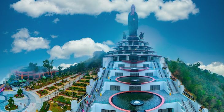 Khám phá Tây Ninh với 5 địa điểm du lịch nổi tiếng