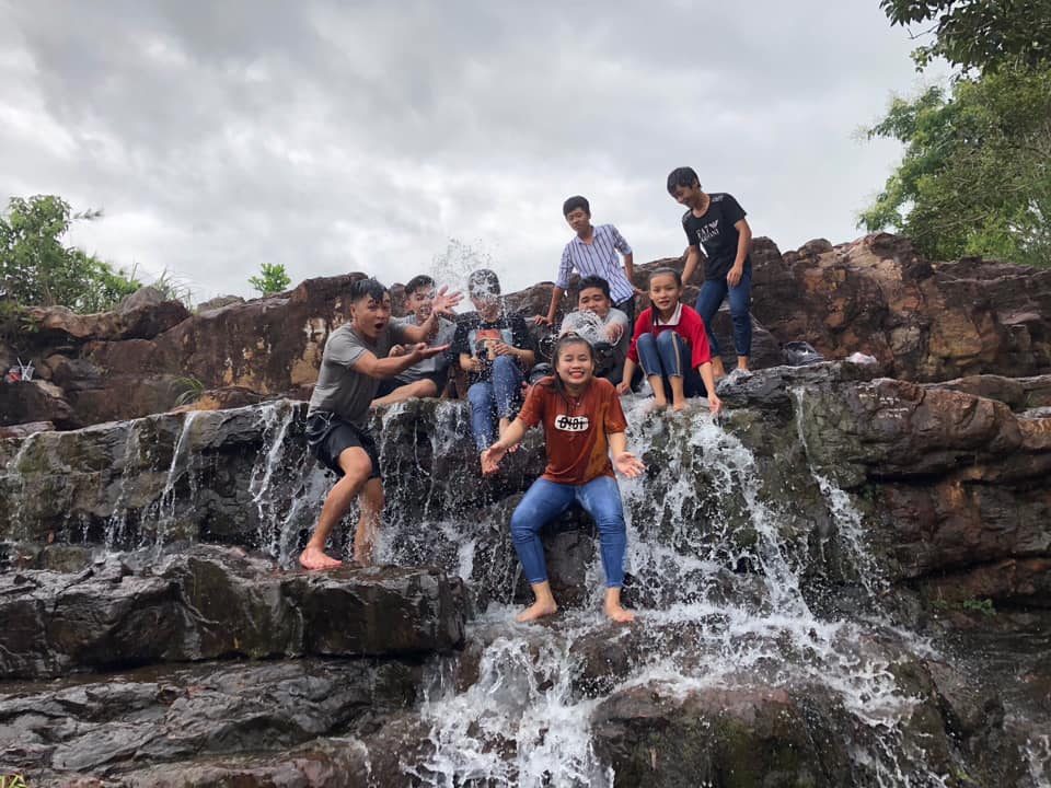 Thời điểm khám phá suối Trúc lý tưởng nhất